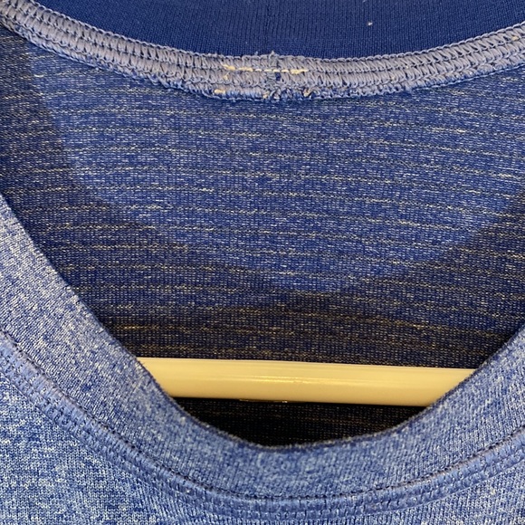 Lululemon short sleeve shirt medium - Picture 4 of 6